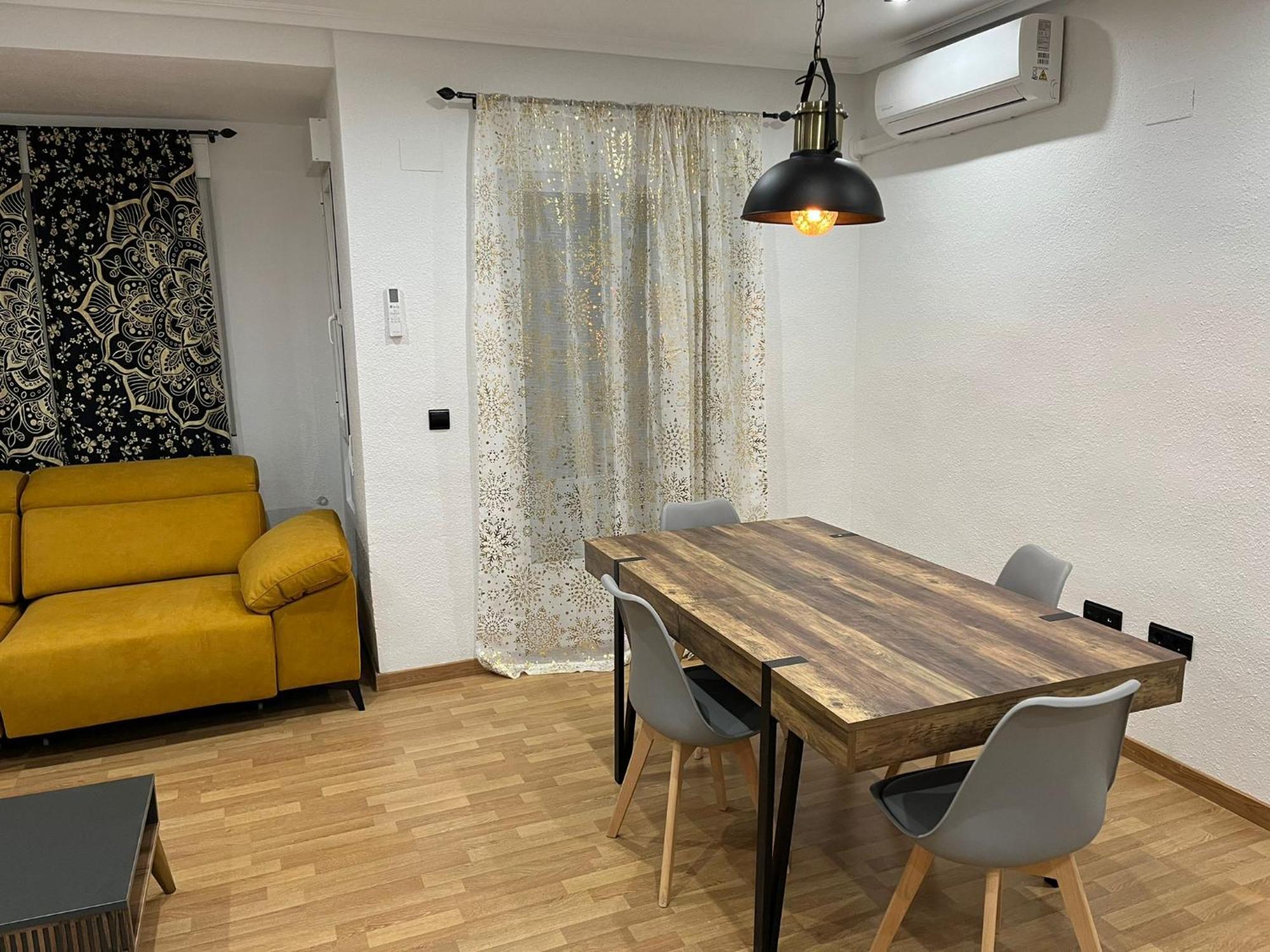 Marqplace Beach Free Parking And Ac Alicante Bagian luar foto