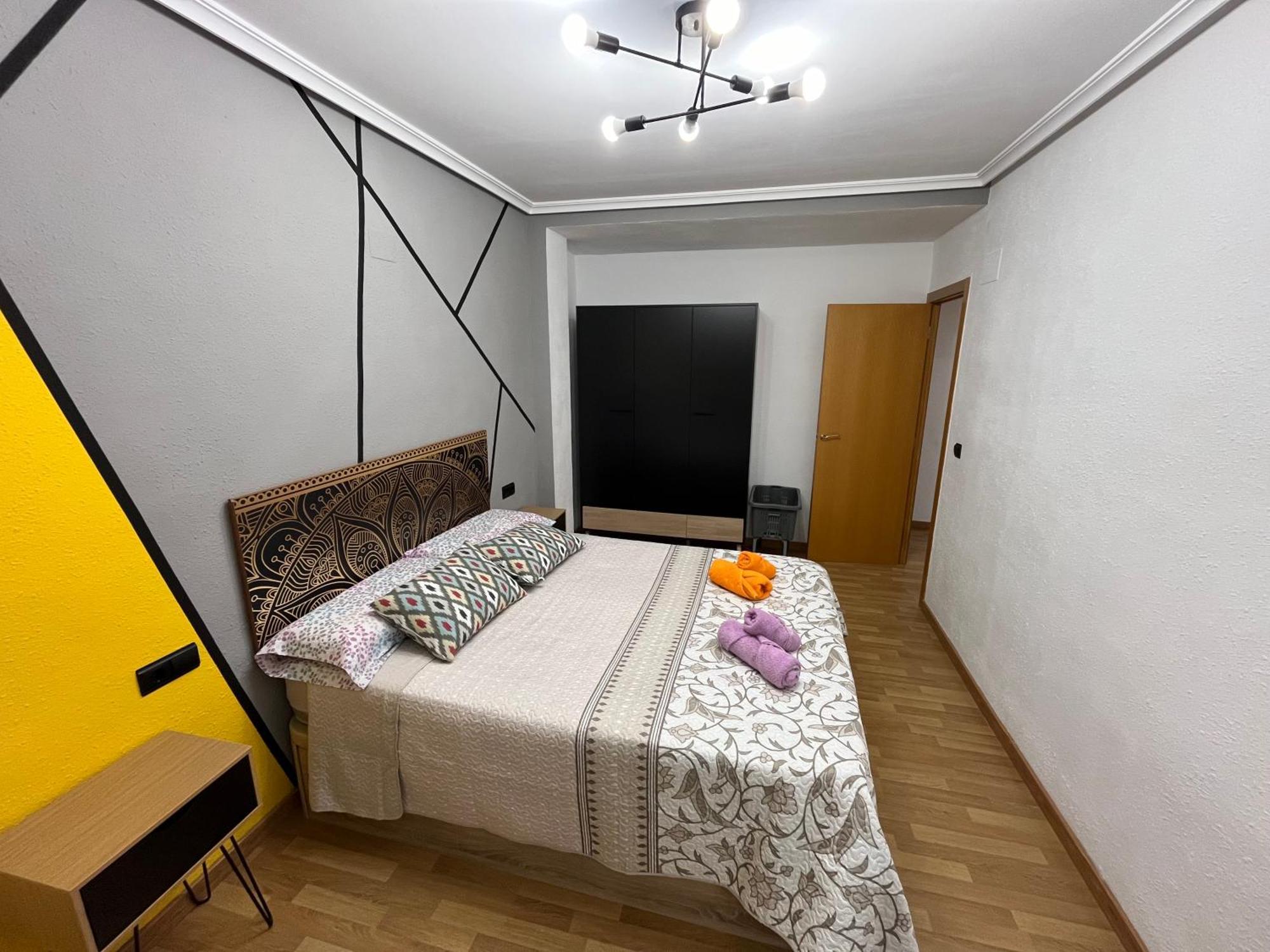 Marqplace Beach Free Parking And Ac Alicante Bagian luar foto