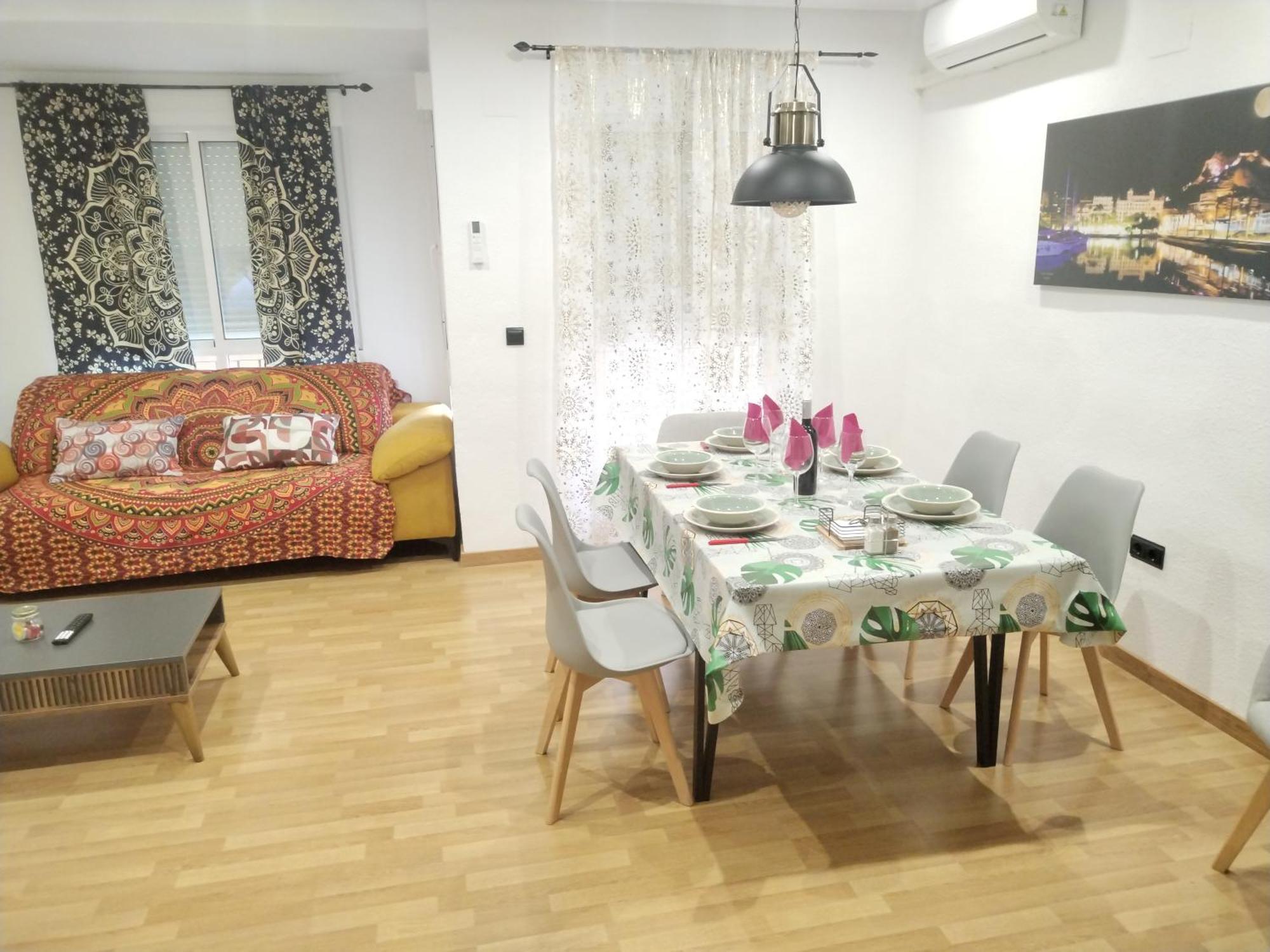 Marqplace Beach Free Parking And Ac Alicante Bagian luar foto